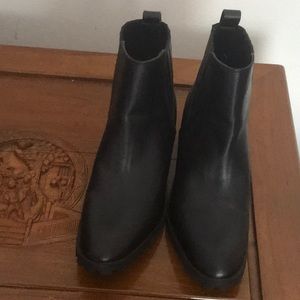 NWOT Zara ankle boots